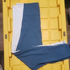 ZYIA Leggings in Blue and White